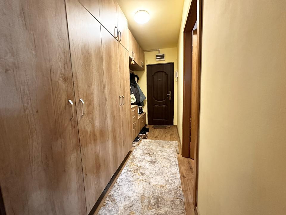 Apartament cu 3 camere intr-o zona linistita- Dambovita