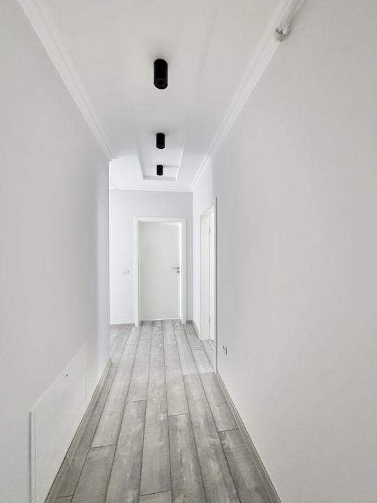 Apartament 2 camere, decomandat, 53mp utili, 30mp curte in Giroc 