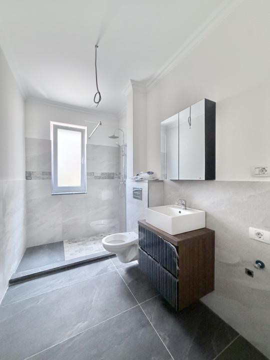 Apartament 2 camere, open space, 48mp utili, 30mp curte in Giroc 