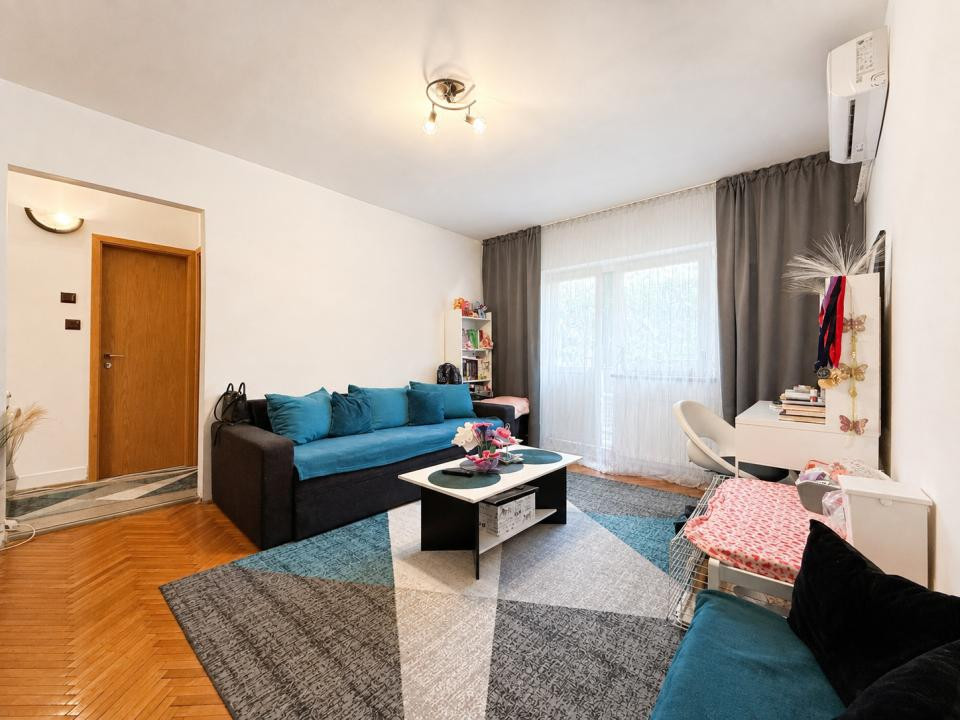 Apartament cu 2 camere, 43mp utili, etaj 2, bloc izolat -Dambovita