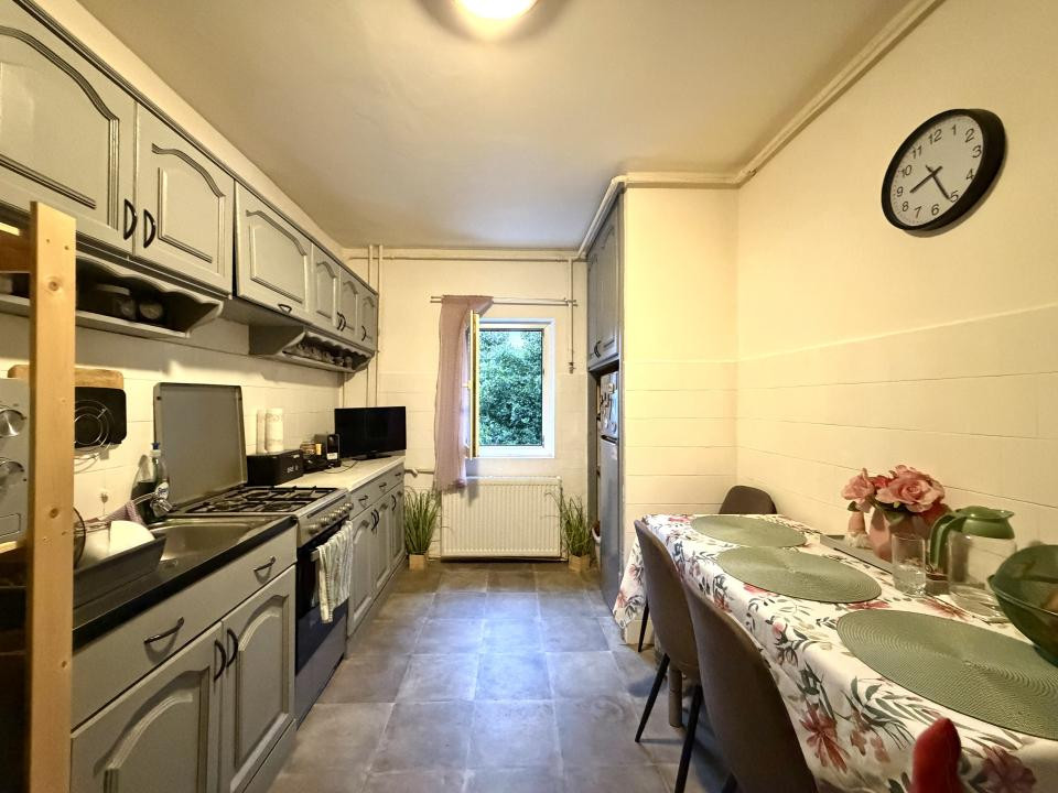 Apartament cu 2 camere, 43mp utili, etaj 2, bloc izolat -Dambovita