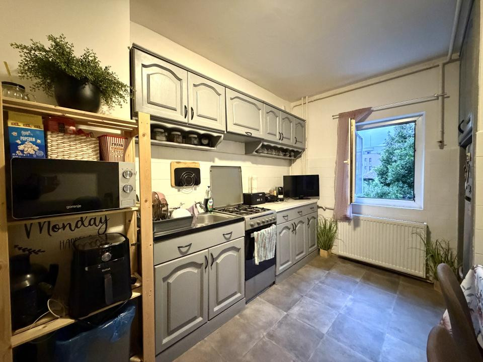 Apartament cu 2 camere, 43mp utili, etaj 2, bloc izolat -Dambovita