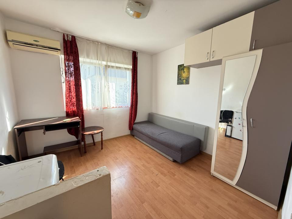 Apartament cu o camera, 15 mp, etaj 4/5 - Sagului