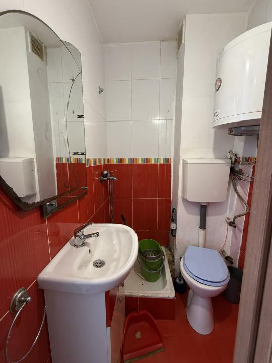Apartament cu o camera, 15 mp, etaj 4/5 - Sagului