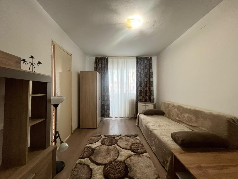 OCAZIE - Apartament 2 camere, 42 mp, etaj 1 - zona Sagului