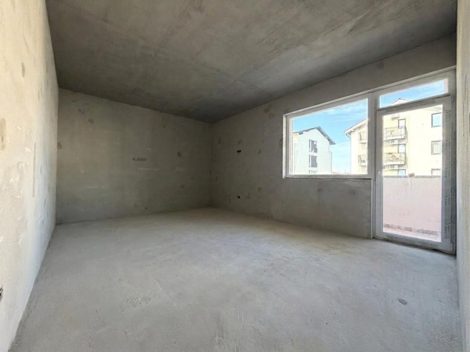 Apartament cu 2 camere, decomandat, 53 mp utili, balcon 6mp - Giroc