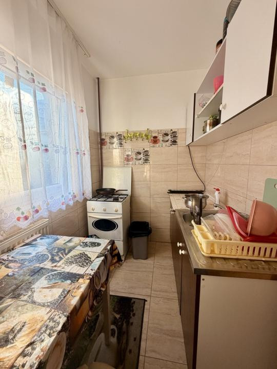 Apartament cu o camera - zona Lipovei
