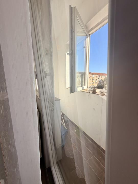 Apartament cu o camera - zona Lipovei