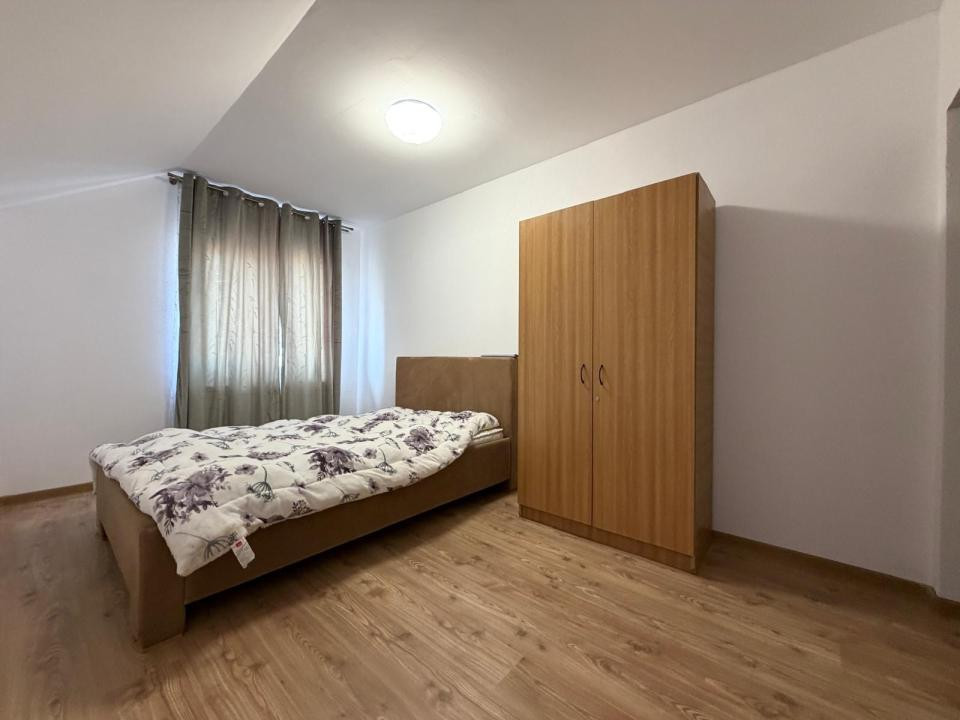 Duplex 5 camere, 140 mp utili, 18 mp terasa, 380mp teren - Chisoda
