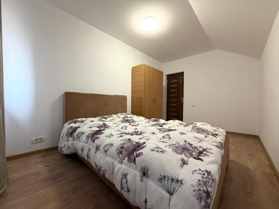 Duplex 5 camere, 140 mp utili, 18 mp terasa, 380mp teren - Chisoda