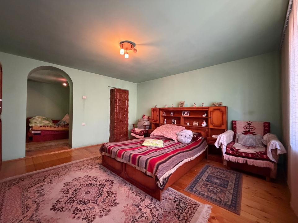 Casa individuala 200 mp utili, 1600 mp teren -Chisoda 