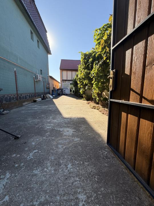 Casa individuala 200 mp utili, 1600 mp teren -Chisoda 