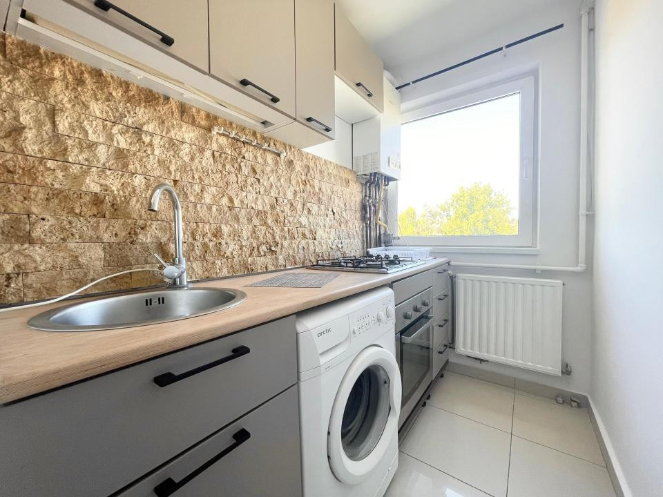 Apartament 2 camere, renovat - Girocului