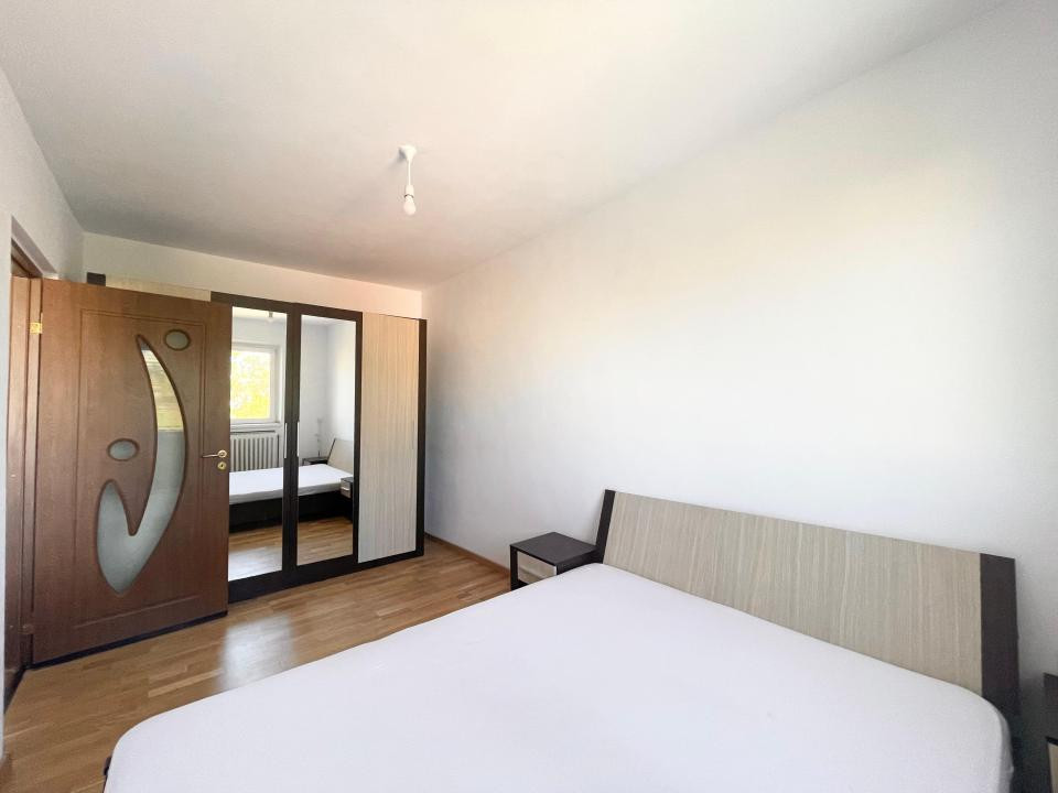 Apartament 2 camere, renovat - Girocului