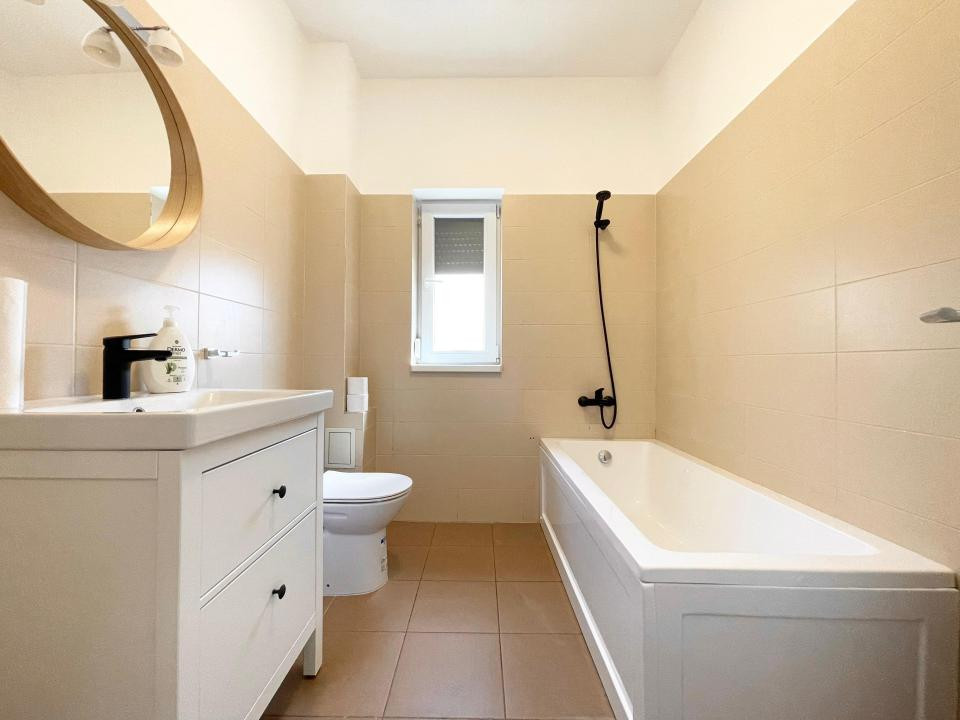 Apartament 3 camere, decomandat - Braytim, Giroc