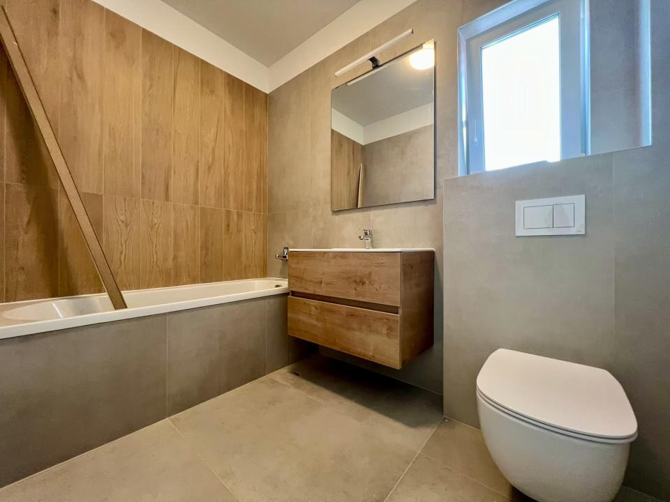 Apartament, 2 camere, 48 mp utili, etaj 1, decomandat - Zona Mehala
