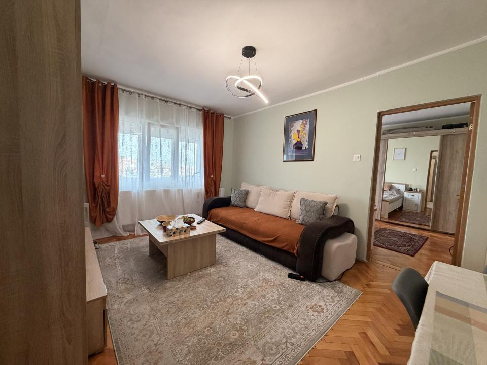 COMISION 0% Apartament 3 camere, semidecomandat, 51 mp utili, etaj 7-Timisoara