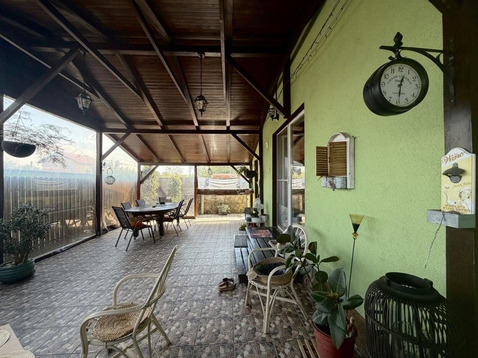 Casa individuala, 4 camere, 135mp utili, 400mp teren, terasa 60mp in Sanmihai 