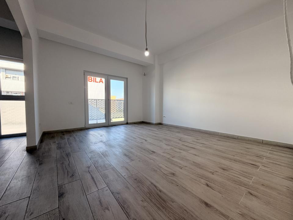 Apartament 1 camera, 35,3 mp, etaj 2 - zona Soarelui