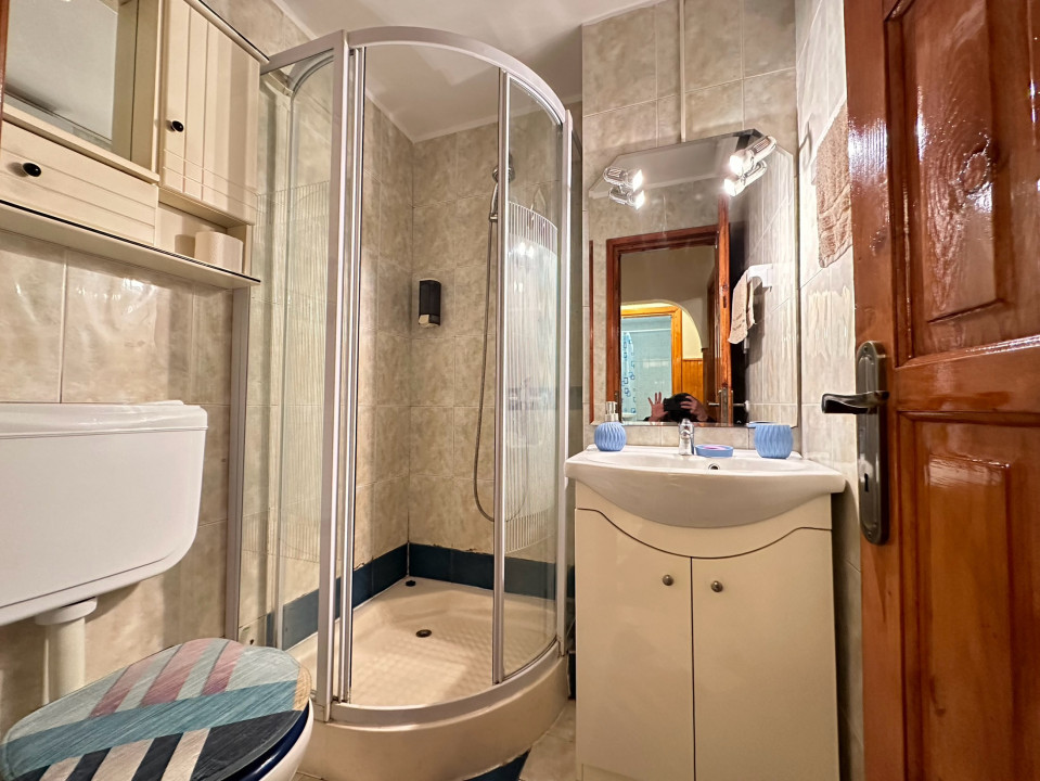 OCAZIE, apartament 3 camere, 77 mp utili, zona Cetati