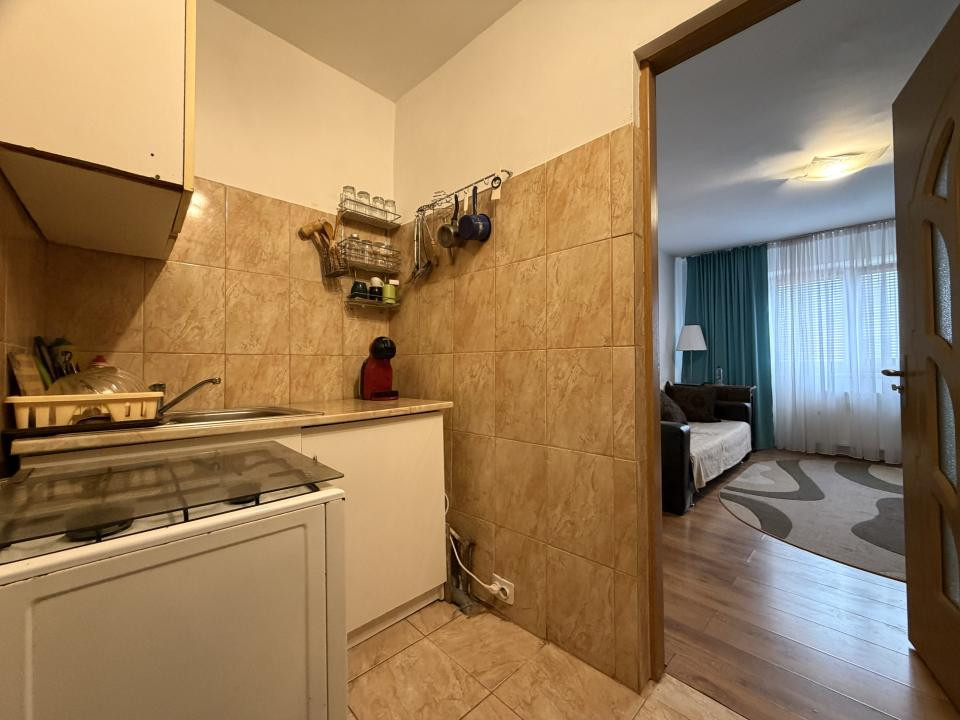 Apartament cu 1 camera, 22 mp utili, etaj 3, mobilat-zona Buziasului
