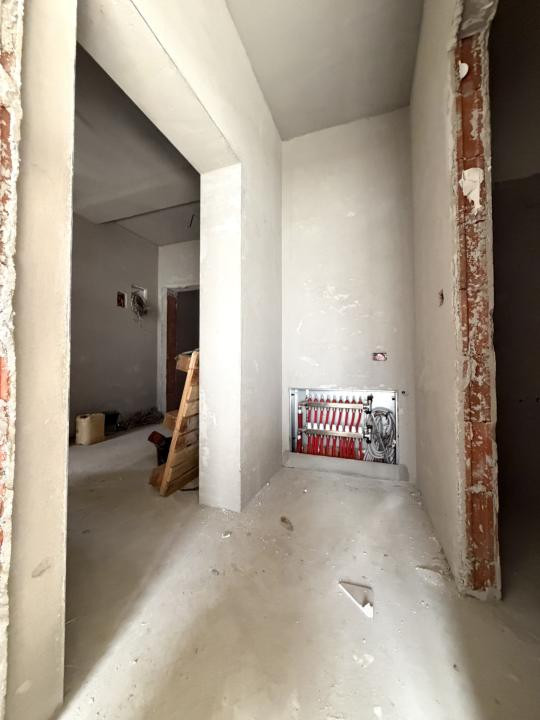 Apartament cu 3 camere, decomandat, 81mp utili, gradina 70mp - Giroc