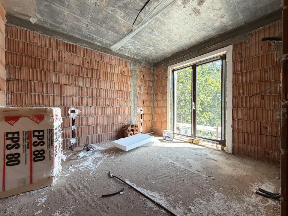 Duplex 5 camere, 3 bai, 120mp utili, 200mp teren - Chisoda