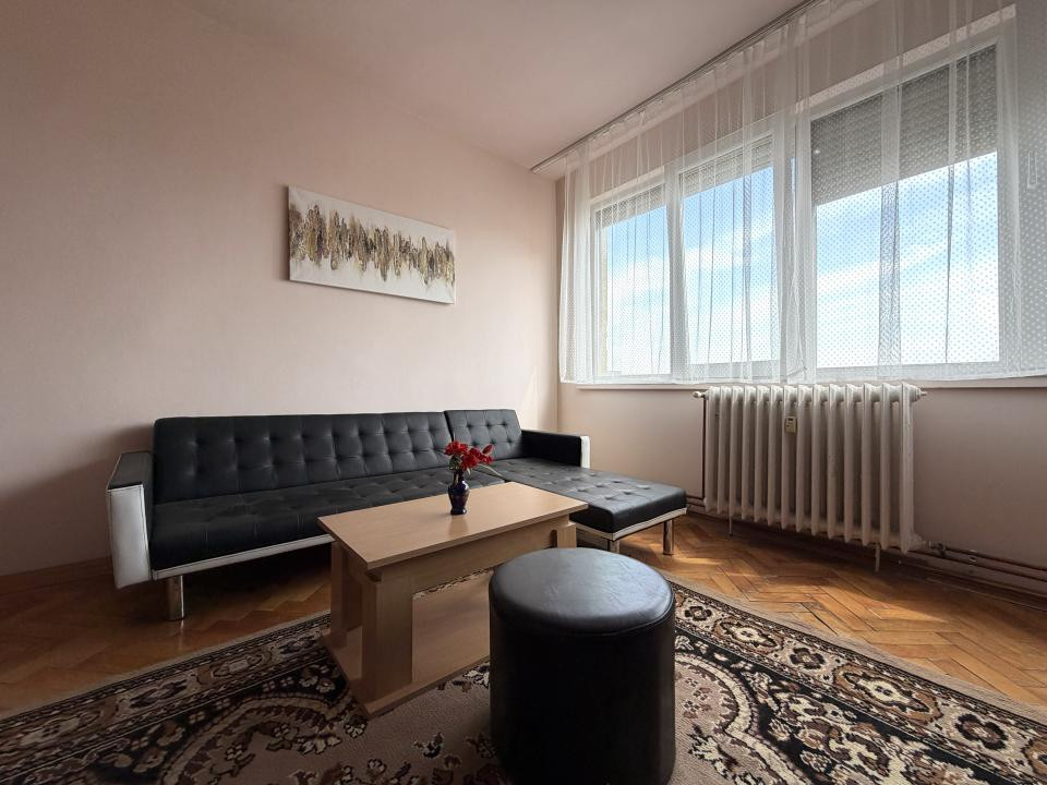 Apartament cu 2 camere, 44mp utili, etaj 9, garaj - Zona Dacia