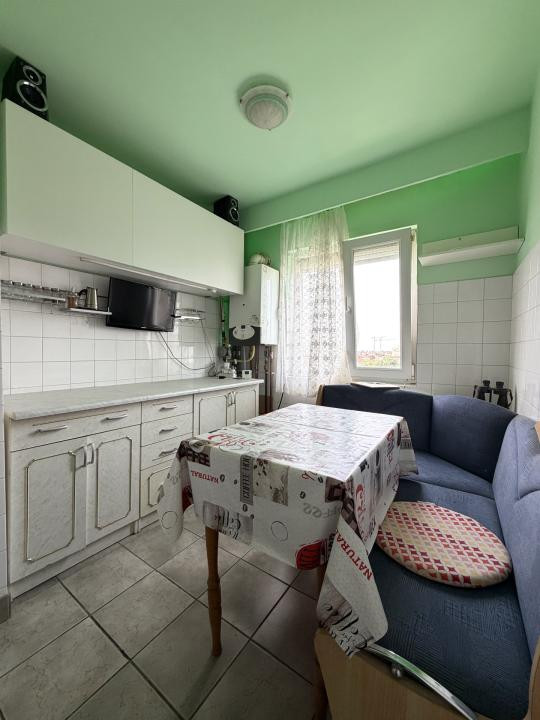 Apartament cu 2 camere, 44mp utili, etaj 9, garaj - Zona Dacia