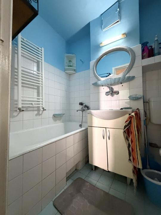 Apartament cu 2 camere, 44mp utili, etaj 9, garaj - Zona Dacia