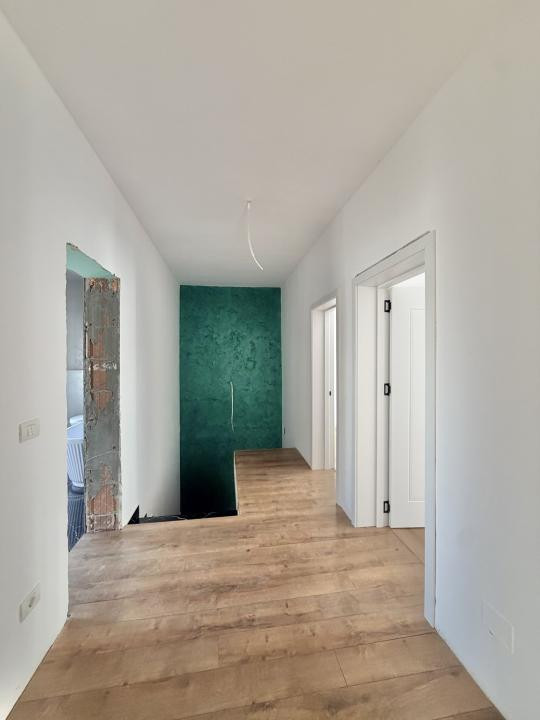 Duplex 4 camere+ spatiu comercial, 120 utili, 260 teren in Giroc 