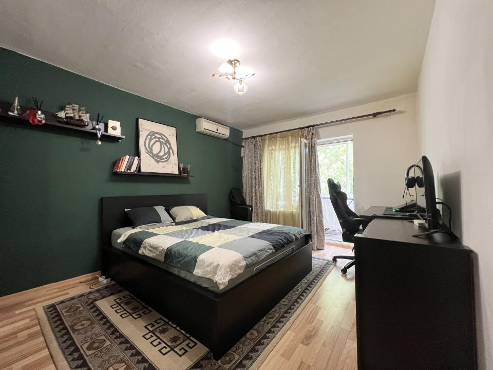 Apartament cu 1 camera, decomandat, 40 mp utili - Girocului