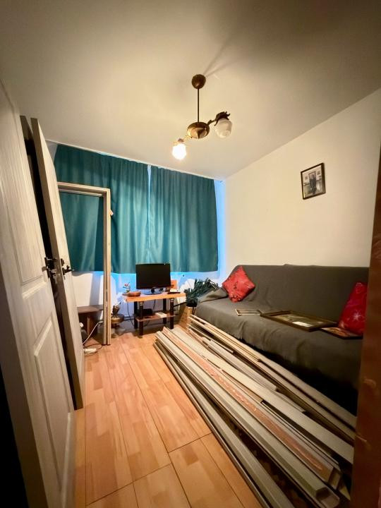 Apartament spatios, 4 camere, 79 mp utili, etaj 1 - Zona Lipovei