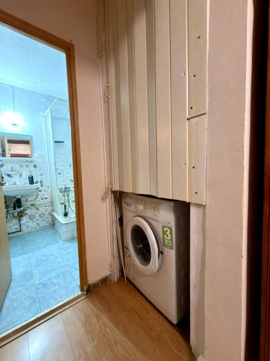 Apartament spatios, 4 camere, 79 mp utili, etaj 1 - Zona Lipovei