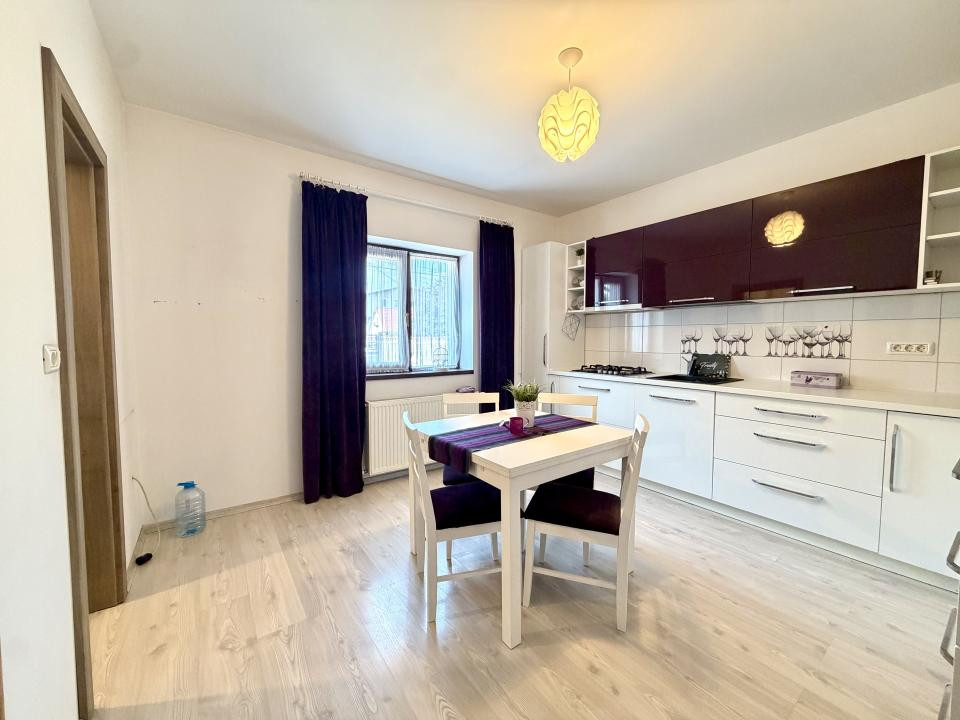 Duplex cu perete dublu, 108 mp utili, 303 mp teren - Dumbravita, zona Kaufland 