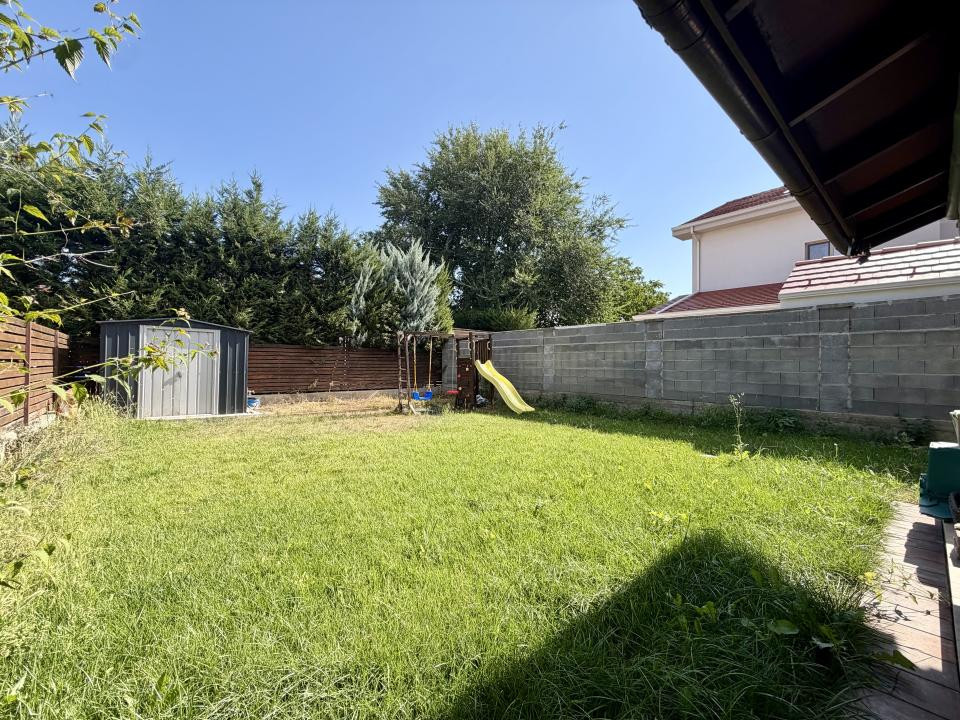 Duplex cu perete dublu, 108 mp utili, 303 mp teren - Dumbravita, zona Kaufland 