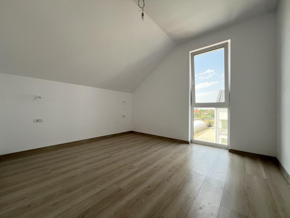  Apartament 2 camere, 50 mp utili, etaj 3/3, lift - zona Freidorf 