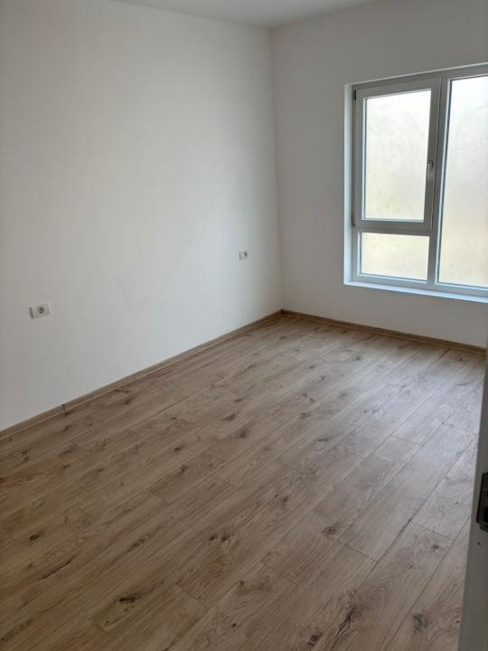 Apartament 2 camere, decomandat, 43 mp utili, parter, loc de parcare - Giroc