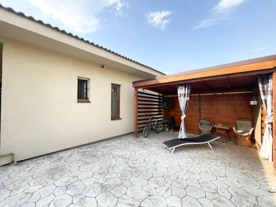 Casa Individuala pe parter 694mp teren - Mosnita Noua