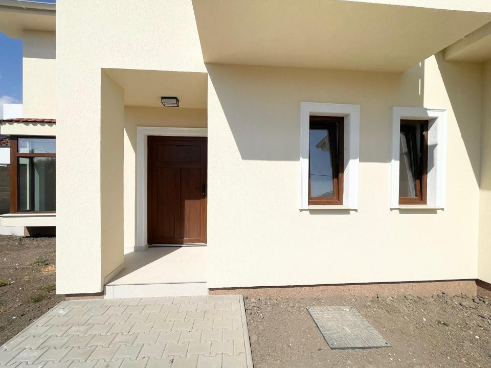 Casa Individuala la cheie 160mp  - Mosnita Noua