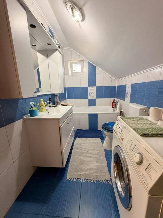 Casa individuala in vatra veche din Giarmata Mare 