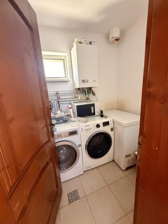 Casa individuala in vatra veche din Giarmata Mare 