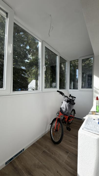 Apartament 3 camere, 2 bai, etaj 1 decomandat, 65 mp utili - Dambovita