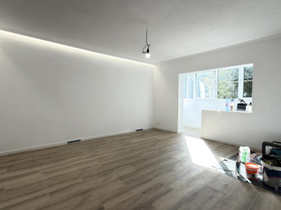 Apartament 3 camere, 2 bai, etaj 1 decomandat, 65 mp utili - Dambovita