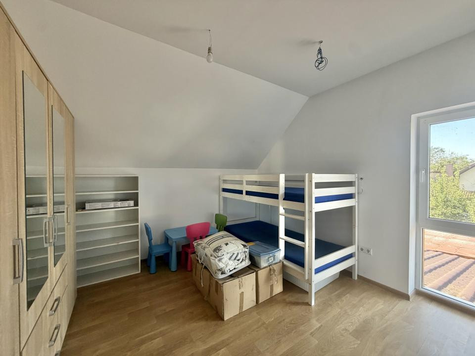 Casa 4 camere, 158mp utili, 507 teren in Sanmihaiu Roman