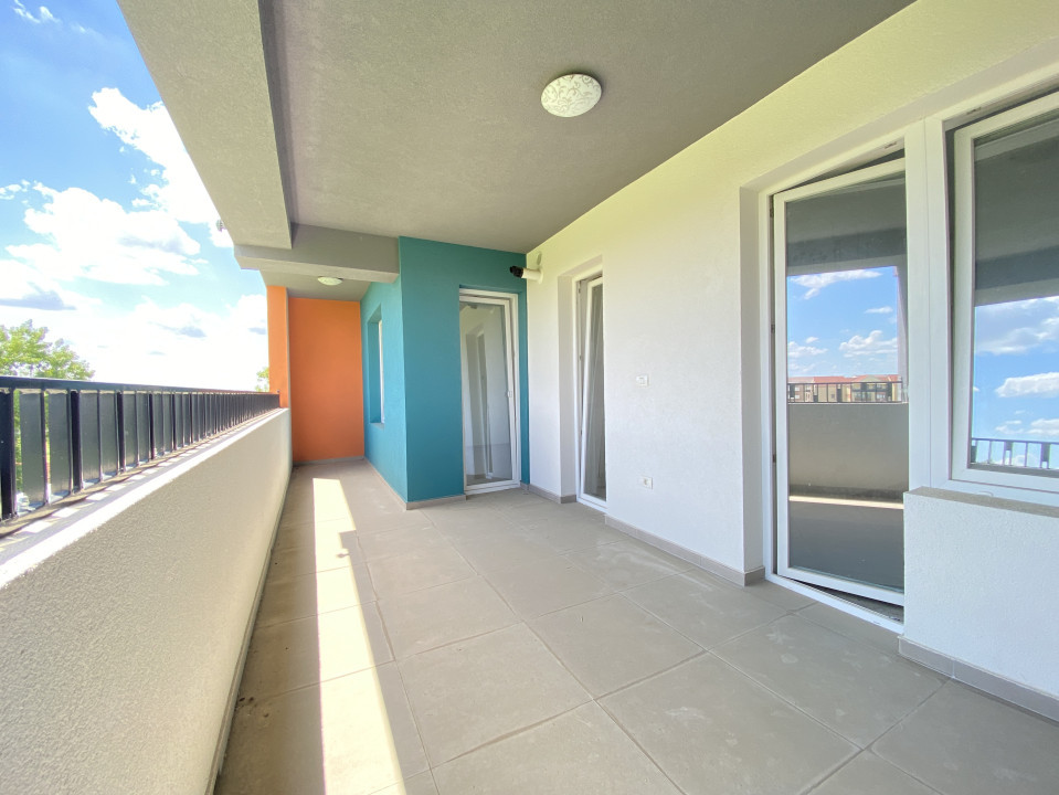 Apartament 2 camere, 54mp, balcon 20 mp, decomandat, pozitie excelenta, in Giroc