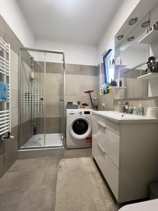Penthouse 3 camere, 70 mp utili, 1 balcoan + Terasa 10 mp - Giroc