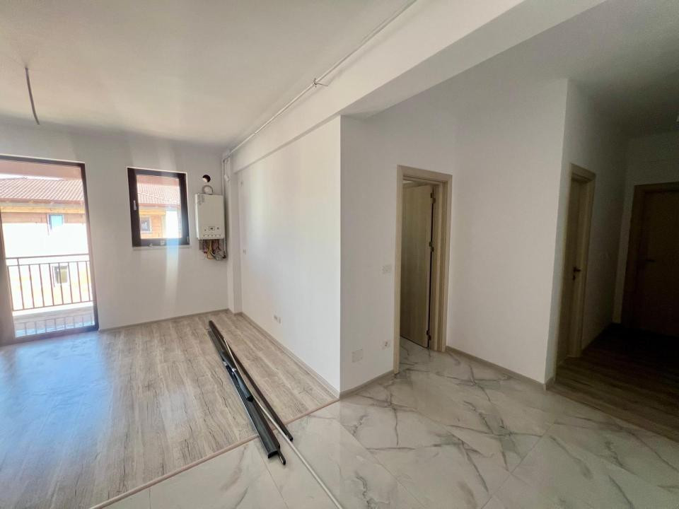Apartament 3 camere, 73 mp utili, 2 locuri de parcare - Giroc