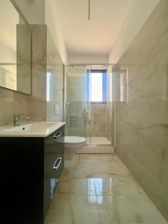Apartament 3 camere, 73 mp utili, 2 locuri de parcare - Giroc