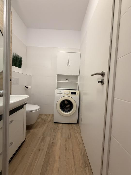 Apartament 2 camere, decomandat, 51 mp utili, etaj 4, loc de parcare - Campeador